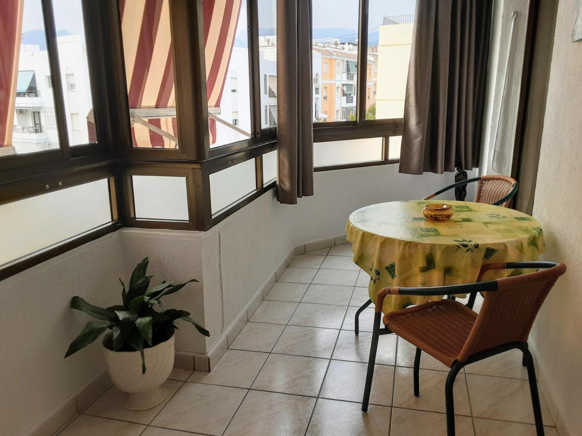 Apartamento Centro De Нерха Экстерьер фото